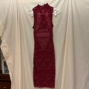 Sleeveless Burgundy Lace Midi Dress - Elegant High Neck M